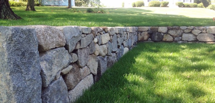 Walls fieldstone retaining